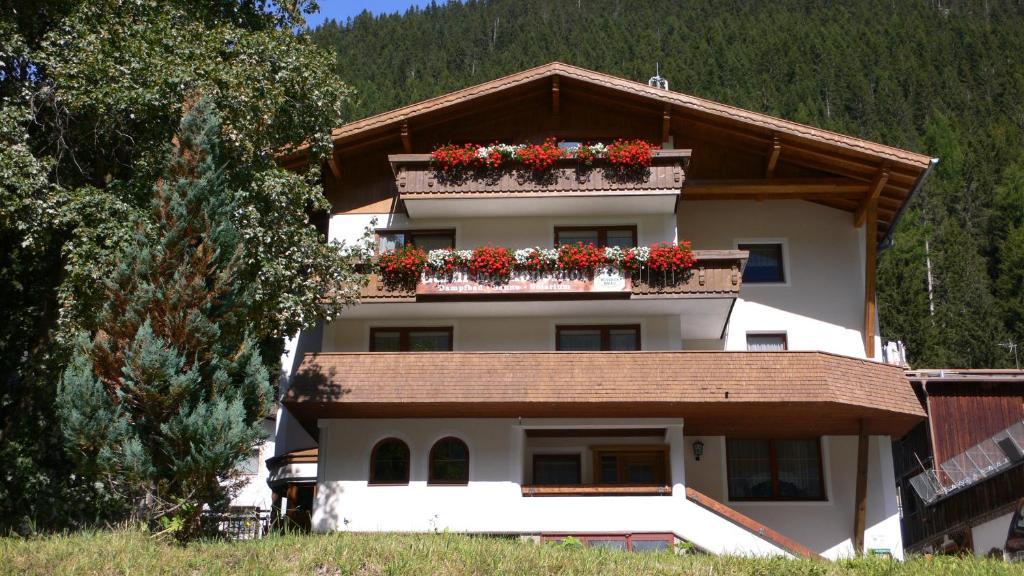 Garni Mathonerhof Hotel Ischgl Bagian luar foto